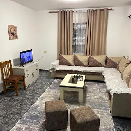 דירה Noemi's טיראנה